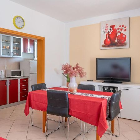 Apartments Daniela Завалатица Экстерьер фото