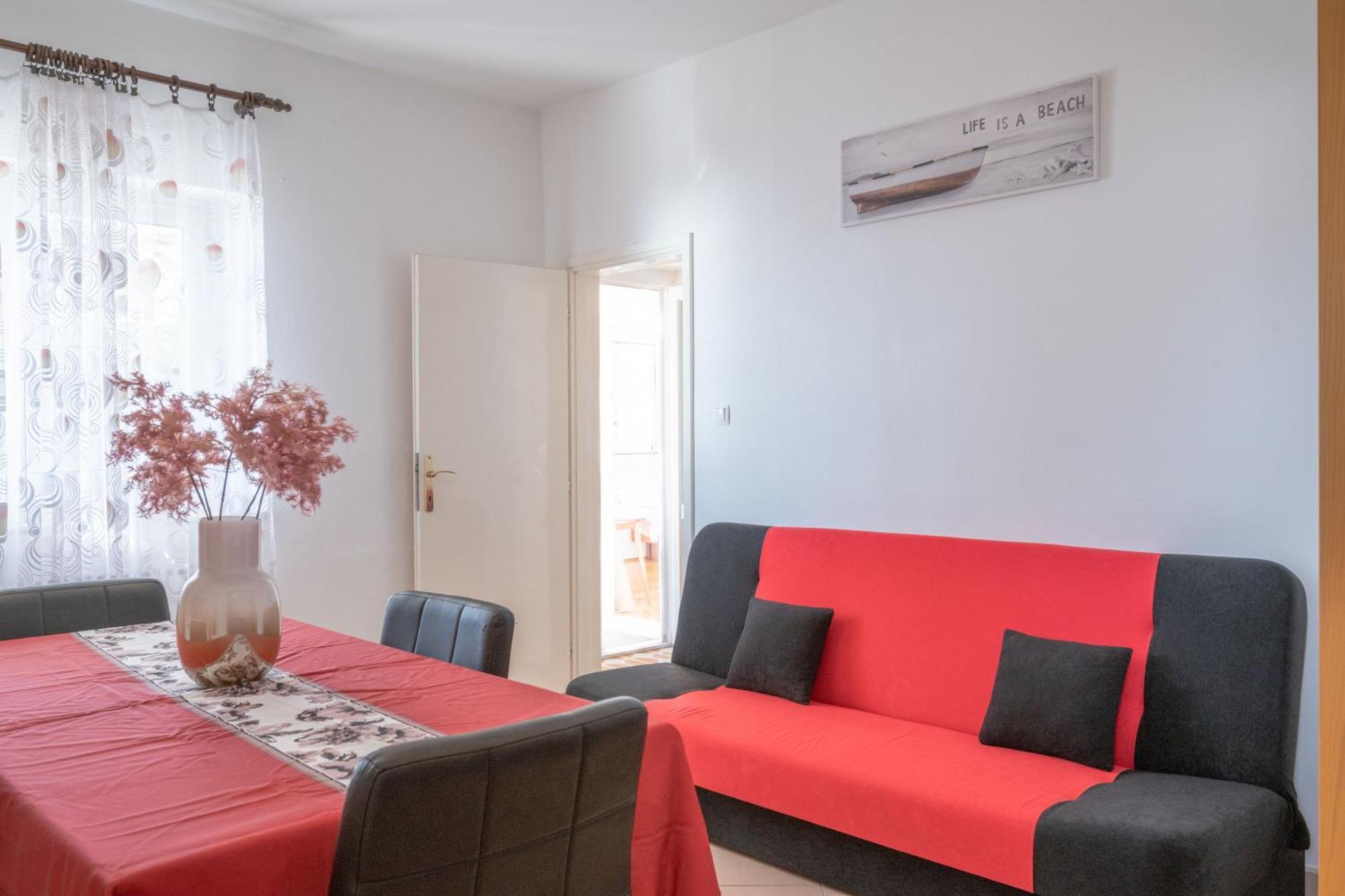 Apartments Daniela Завалатица Экстерьер фото
