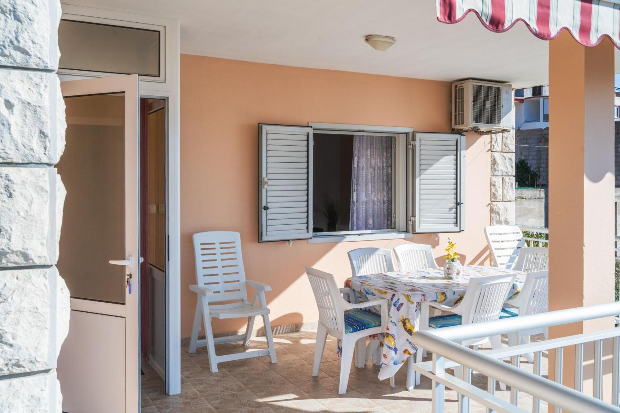 Apartments Daniela Завалатица Экстерьер фото