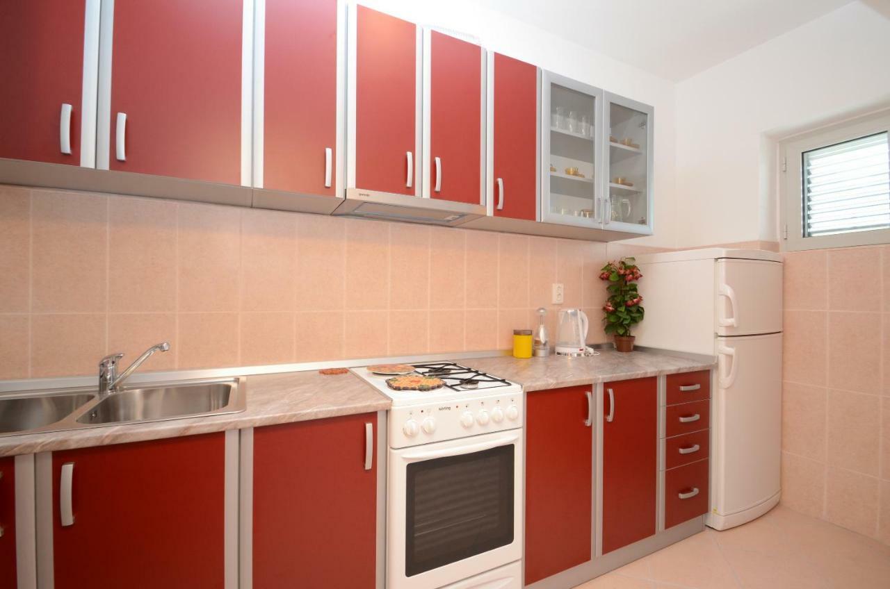 Apartments Daniela Завалатица Экстерьер фото
