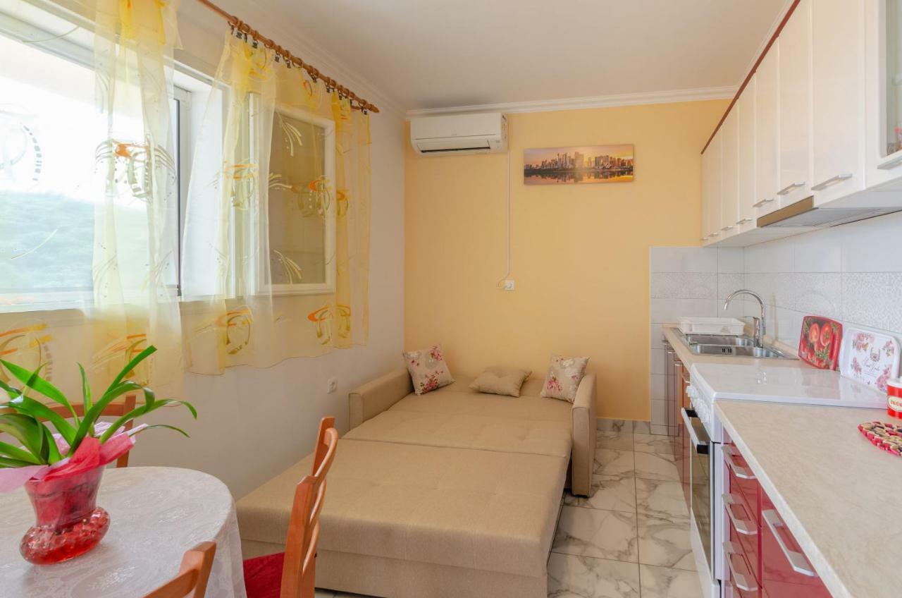 Apartments Daniela Завалатица Экстерьер фото
